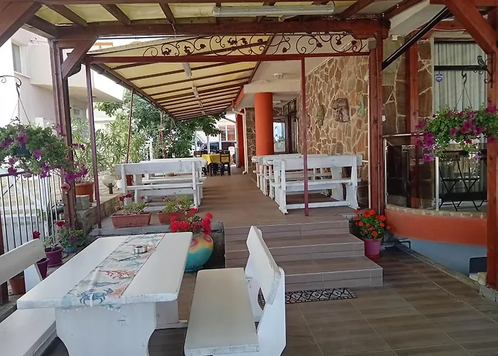 Family Kaylas Хотел 2*